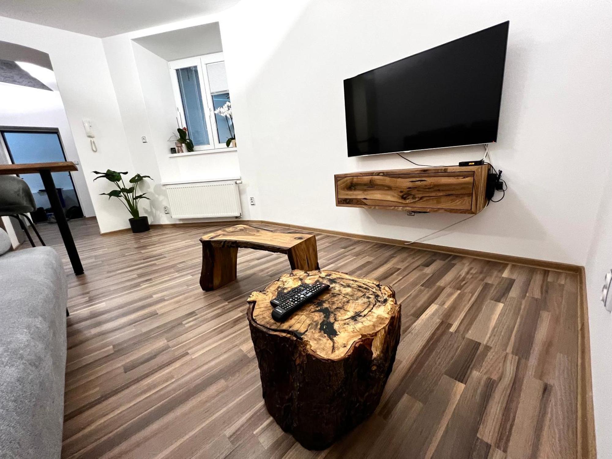 אולומוץ Palackeho Lobby Apartment מראה חיצוני תמונה